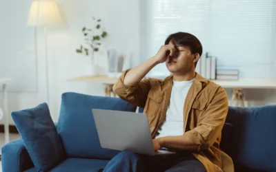 Can Too Much Screen Time Cause Dry Eyes? How to Prevent Digital Eye Strain